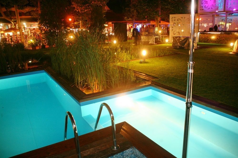 Renegade Hotel Siófok Exterior foto